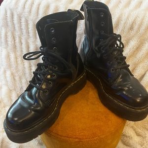 Doc Martens Jadon Platform Boots Size 9. Very good condition